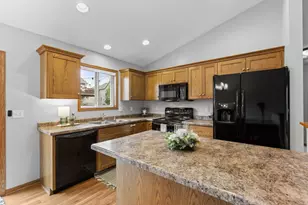 6159 Hillsboro Dr N W, Rochester, MN 55901 - Photo 9