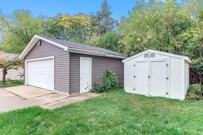 247 W 6th Street, New Richmond, WI 54017 - Photo 21
