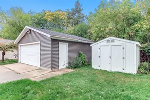 247 W 6th St, New Richmond, WI 54017 - Photo 21