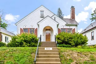 844 Winslow Ave, Saint Paul, MN 55107 - Photo 1