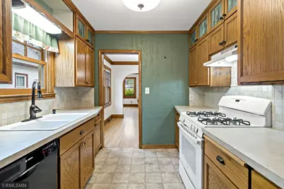844 Winslow Avenue, Saint Paul, MN 55107 - Photo 13