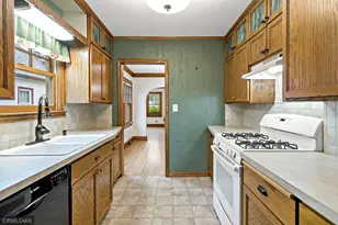 844 Winslow Ave, Saint Paul, MN 55107 - Photo 13