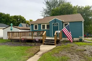 513 W Lincoln St, Luverne, MN 56156 - Photo 1
