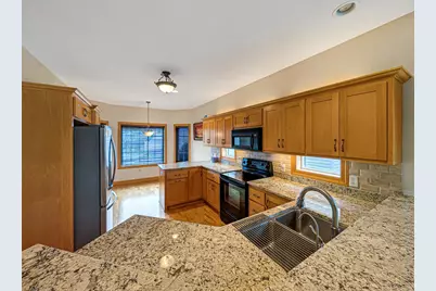 22516 Evergreen Circle, Forest Lake, MN 55025 - Photo 5