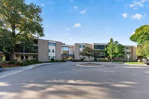 11160 Anderson Lakes Pkwy, Eden Prairie, MN 55344 - Photo 25