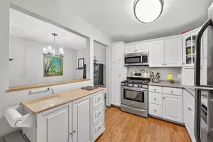 11160 Anderson Lakes Pkwy, Eden Prairie, MN 55344 - Photo 7