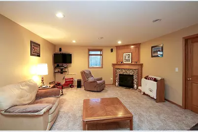 730 Tyler Street SW, Hutchinson, MN 55350 - Photo 15