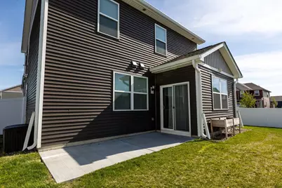 1702 Athens Terrace, Shakopee, MN 55379 - Photo 23