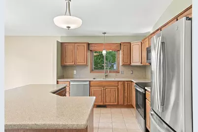 1980 Timber Wolf Trail N, Eagan, MN 55122 - Photo 9