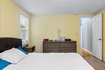 1027 5th Street E, Saint Paul, MN 55106 - Photo 9