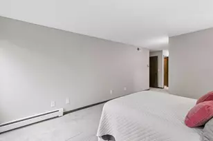 6115 Lincoln Dr, Edina, MN 55436 - Photo 13