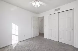 9769 Gable Dr, Eden Prairie, MN 55347 - Photo 29