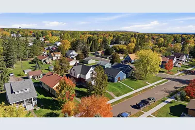 911 10th Avenue, Two Harbors, MN 55616 - Photo 49