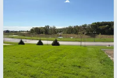 8827 63rd Street S, Cottage Grove, MN 55016 - Photo 25