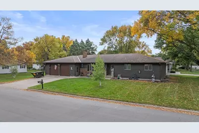 1100 Jefferson Avenue, Marshall, MN 56258 - Photo 51