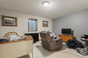 1100 Jefferson Ave, Marshall, MN 56258 - Photo 33