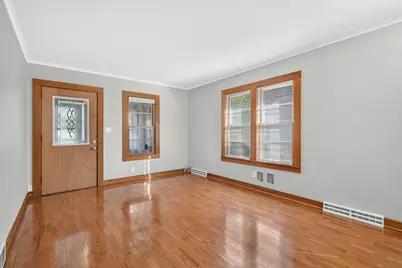 3943 Thomas Avenue N, Minneapolis, MN 55412 - Photo 9