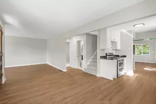756 McKnight Rd N, Maplewood, MN 55119 - Photo 9