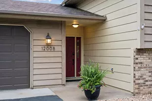 12008 Maryland Ct, Champlin, MN 55316 - Photo 3