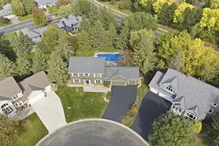 1533 Wexford Ct, Eagan, MN 55122 - Photo 3