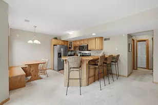 1533 Wexford Ct, Eagan, MN 55122 - Photo 15