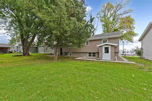 109 10th Ave SE, Waseca, MN 56093 - Photo 43