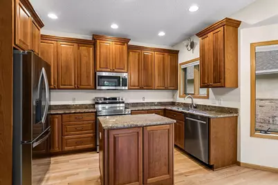 13028 Garvin Brook Lane, Apple Valley, MN 55124 - Photo 7