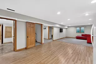 5645 Meadow Dr SE, Rochester, MN 55904 - Photo 47
