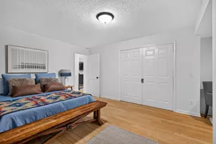 5261 Twin Lake Blvd E, Brooklyn Center, MN 55429 - Photo 19