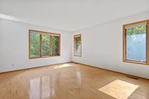2764 Southlawn Dr, Maplewood, MN 55109 - Photo 7