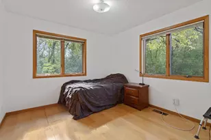 2764 Southlawn Dr, Maplewood, MN 55109 - Photo 13