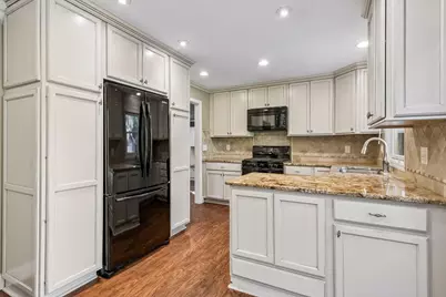 308 Monroe Avenue S, Edina, MN 55343 - Photo 5