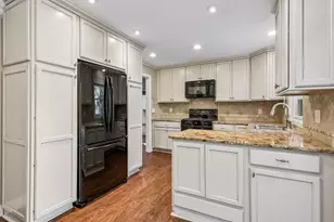 308 Monroe Ave S, Edina, MN 55343 - Photo 5