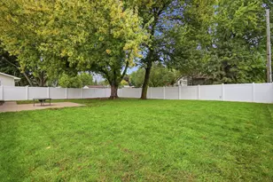722 14th St NE, Owatonna, MN 55060 - Photo 7