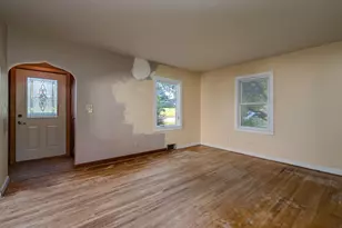 422 4th St, Nicollet, MN 56074 - Photo 3