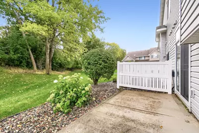 3710 Vermilion Court S, Eagan, MN 55122 - Photo 29
