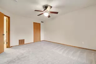 3710 Vermilion Ct S, Eagan, MN 55122 - Photo 19