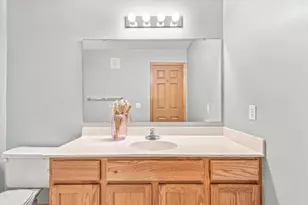 2442 Autumn Ridge Ct, Chanhassen, MN 55317 - Photo 31