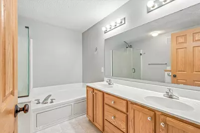 2442 Autumn Ridge Court, Chanhassen, MN 55317 - Photo 21