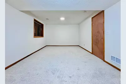 1864 Carol Lane, West Saint Paul, MN 55118 - Photo 23