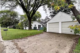 802 12th St N, Benson, MN 56215 - Photo 1