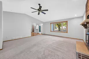 11043 98th Pl N, Maple Grove, MN 55369 - Photo 5