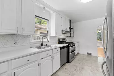 906 Sherwood Avenue, Saint Paul, MN 55106 - Photo 17