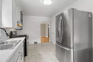 906 Sherwood Ave, Saint Paul, MN 55106 - Photo 15