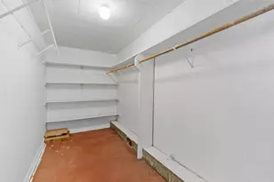 906 Sherwood Ave, Saint Paul, MN 55106 - Photo 23