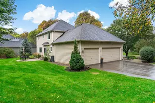 3402 Fairfax Ln, Woodbury, MN 55129 - Photo 7