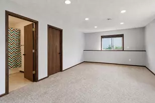 100 Olympic Ct, Mankato, MN 56001 - Photo 25