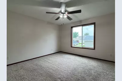 100 Olympic Court, Mankato, MN 56001 - Photo 17