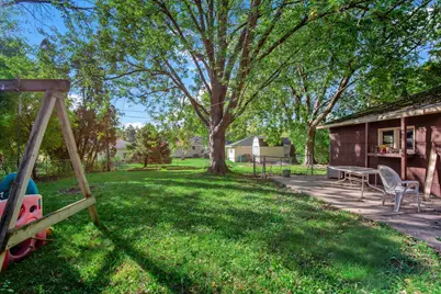 8931 61st Avenue N, New Hope, MN 55428 - Photo 33