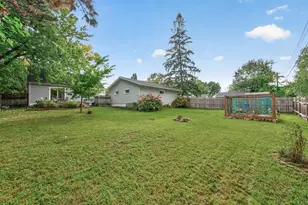 2431 Ridge Ln, Mounds View, MN 55112 - Photo 19